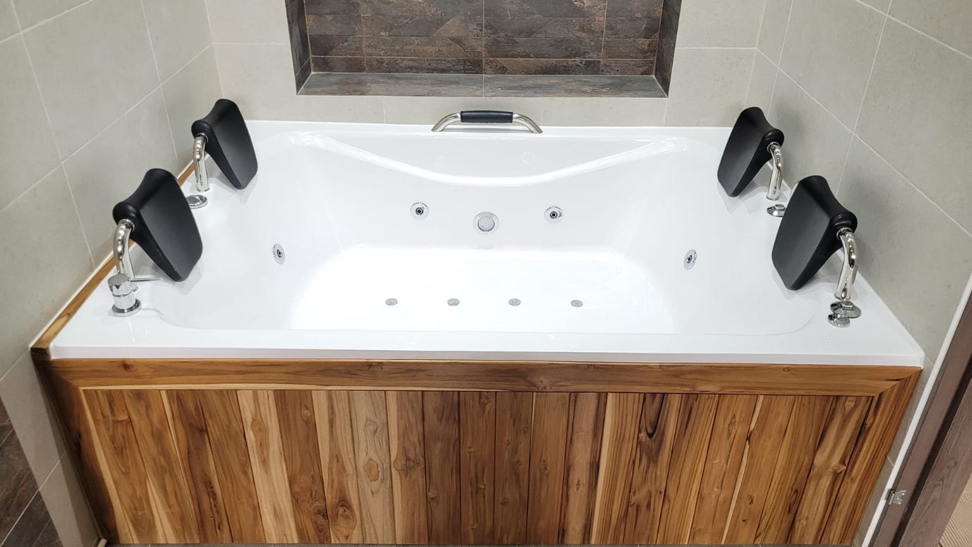 fabrica de jacuzzis en bogota